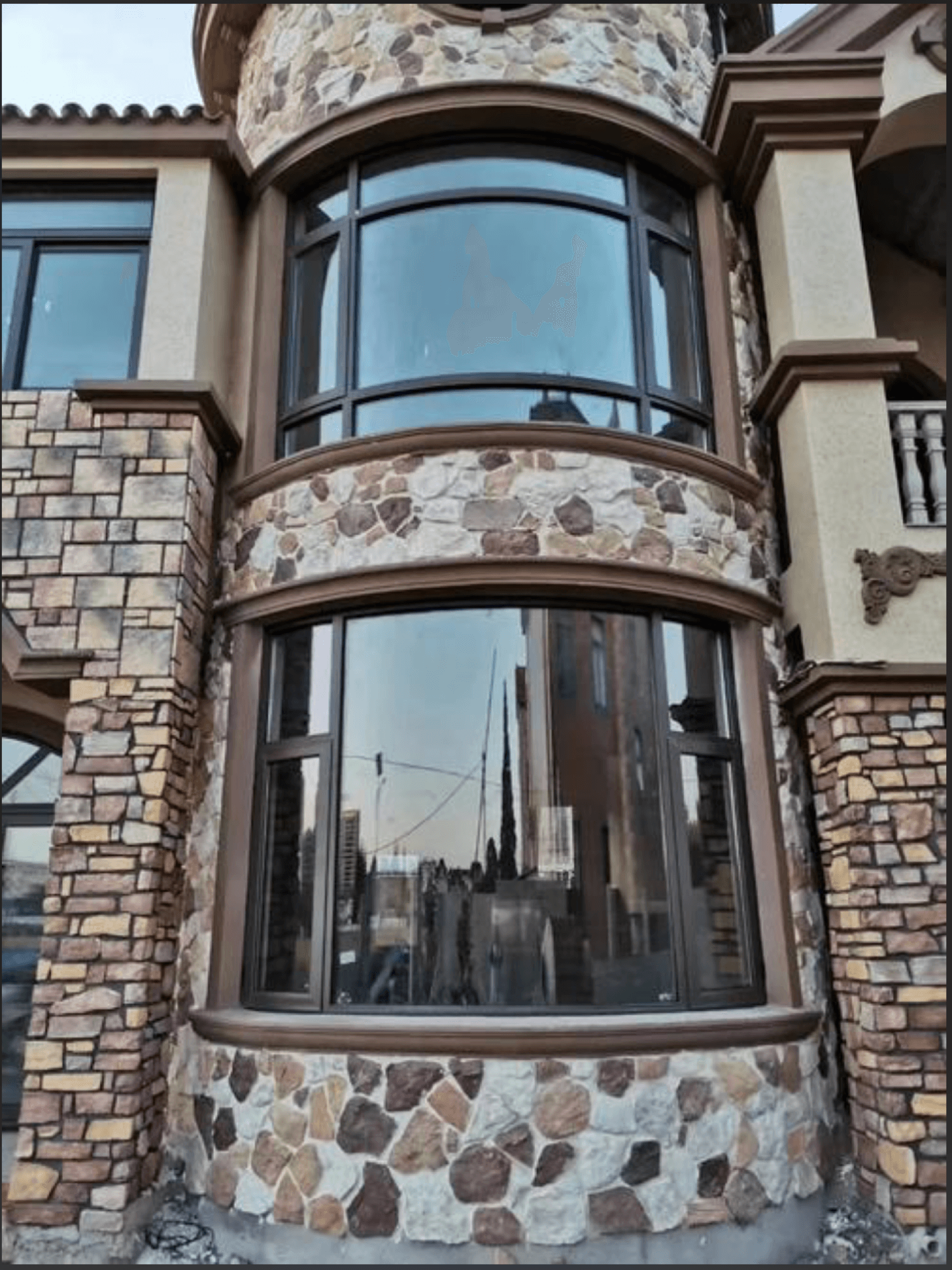 SKATE aluminum bay & bow window — main view