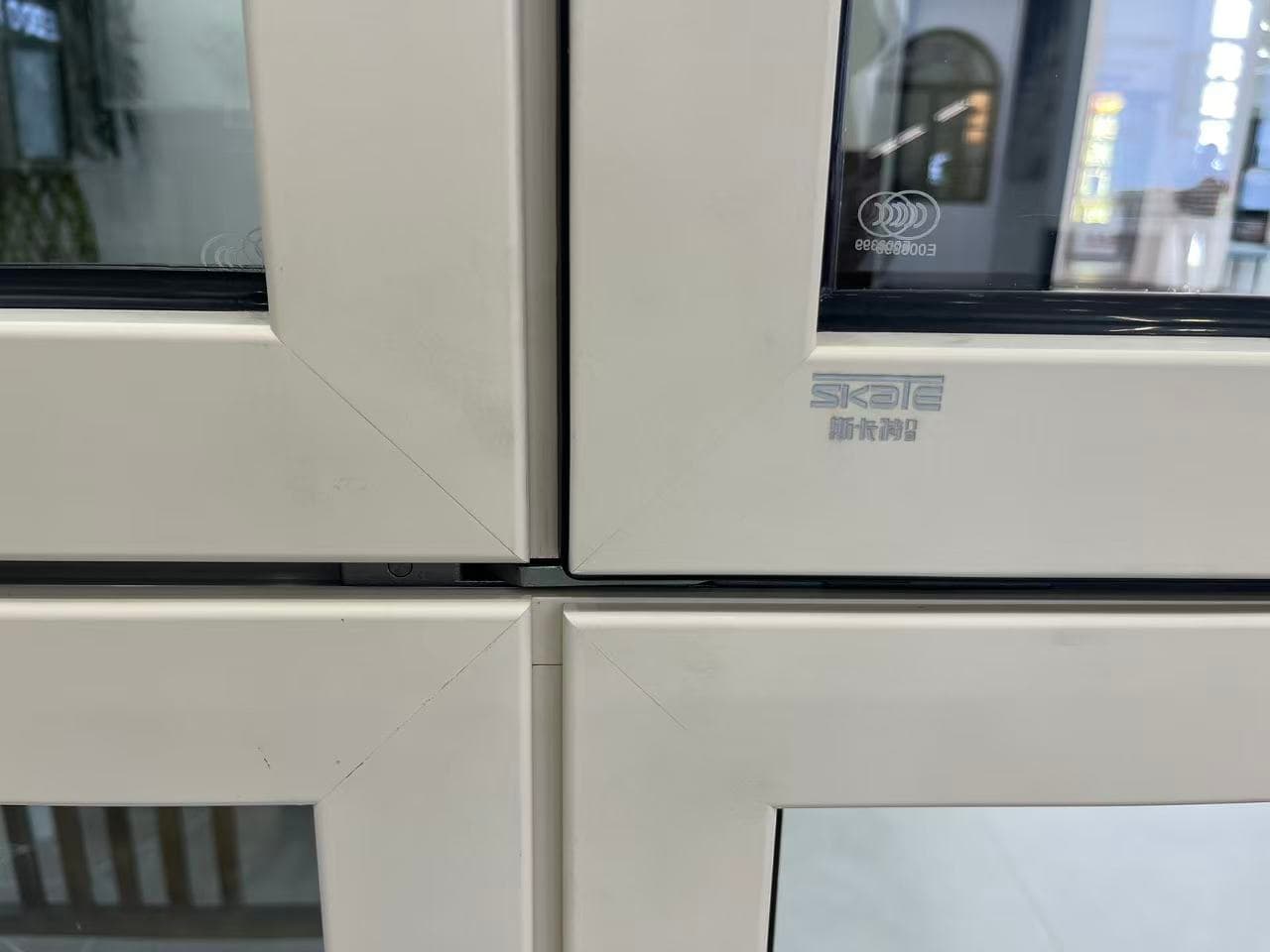 SKATE aluminum casement window — thumbnail 4