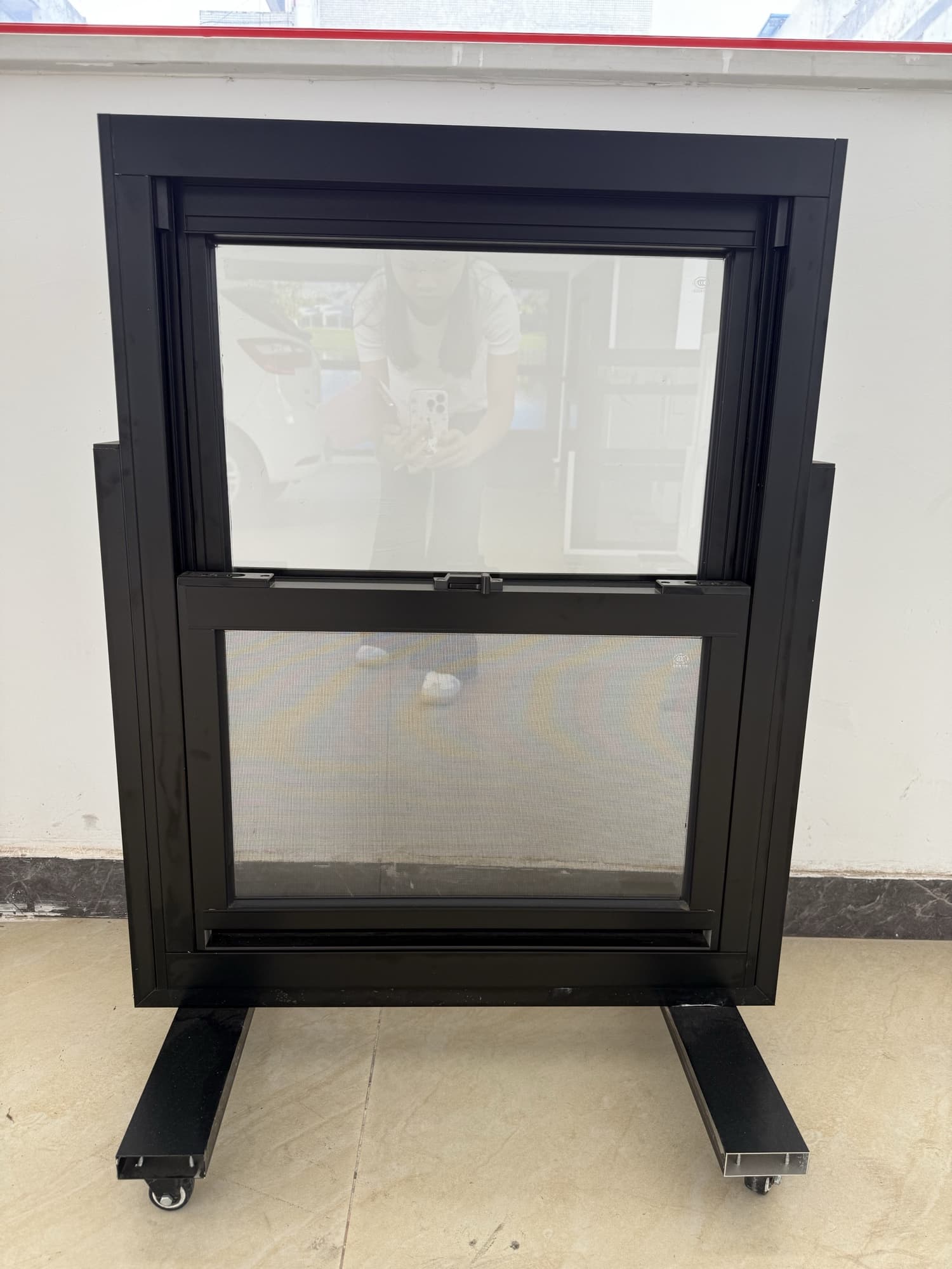 SKATE aluminum double-hung window — thumbnail 3