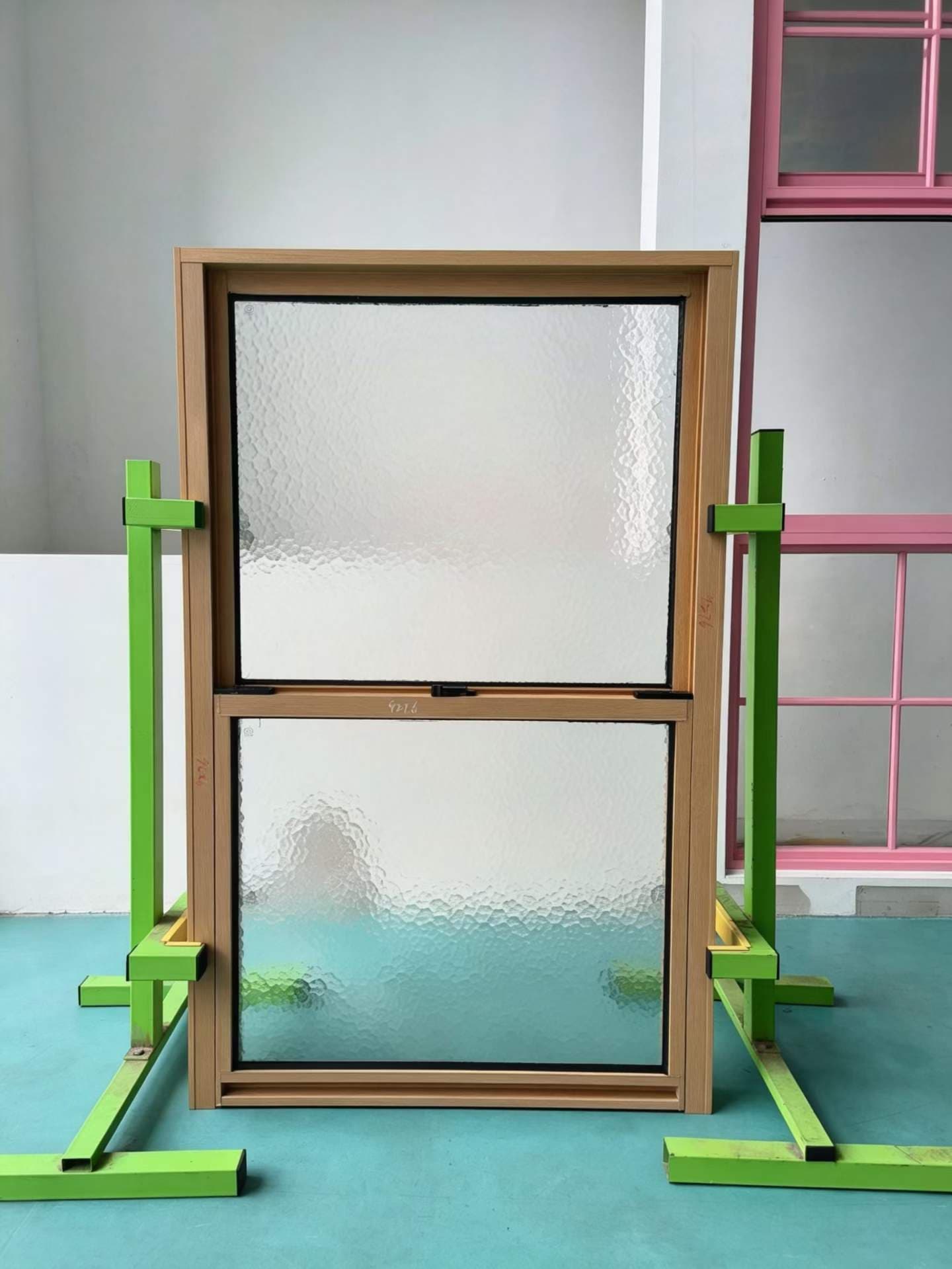 SKATE aluminum double-hung window — thumbnail 5